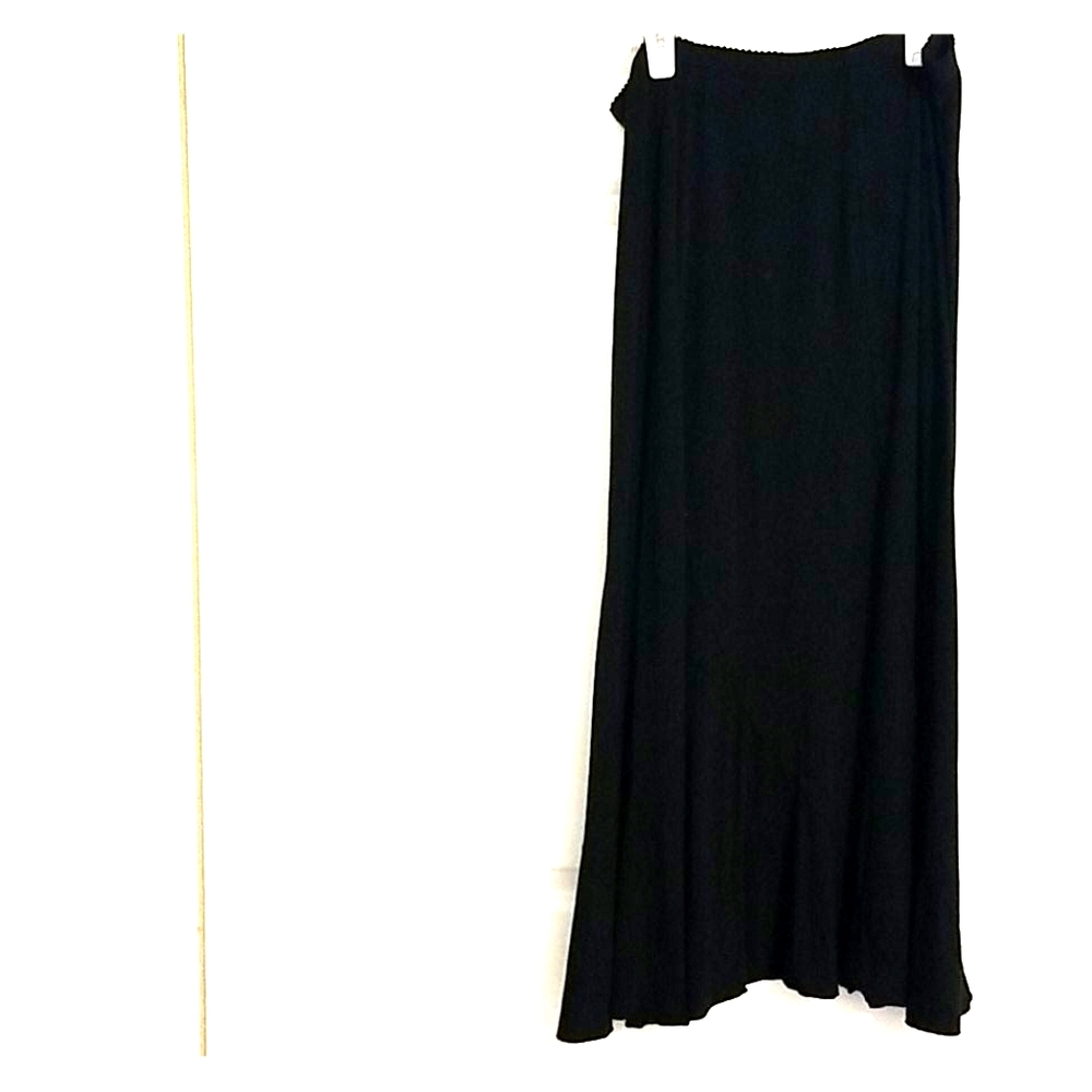 Black maxi